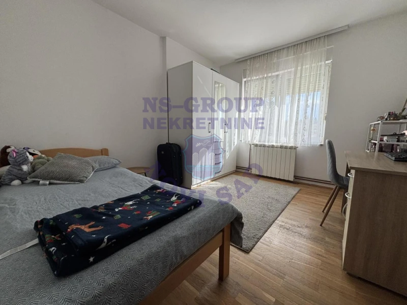 Kuća na prodaju Sremska Kamenica 270m2, 579710