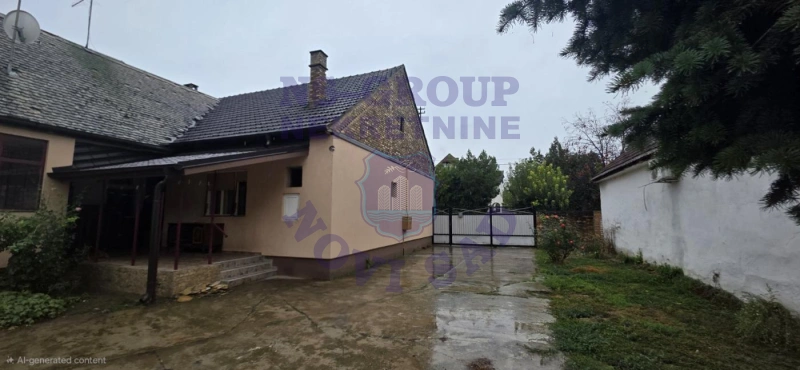 Kuća na prodaju Rumenka 256m2, 579796