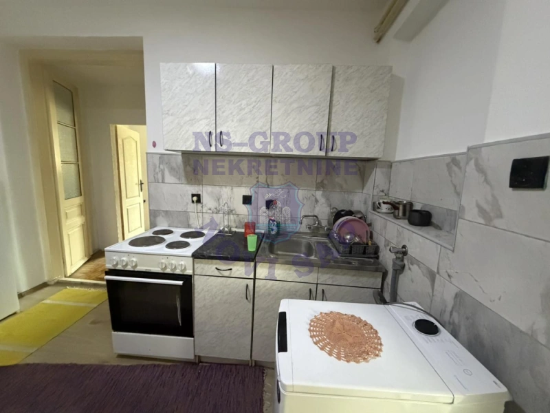 Stan na prodaju Novi Sad 40m2, 579834