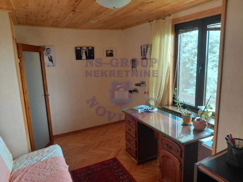 Kuća na prodaju Ledinci 322m2, 579787
