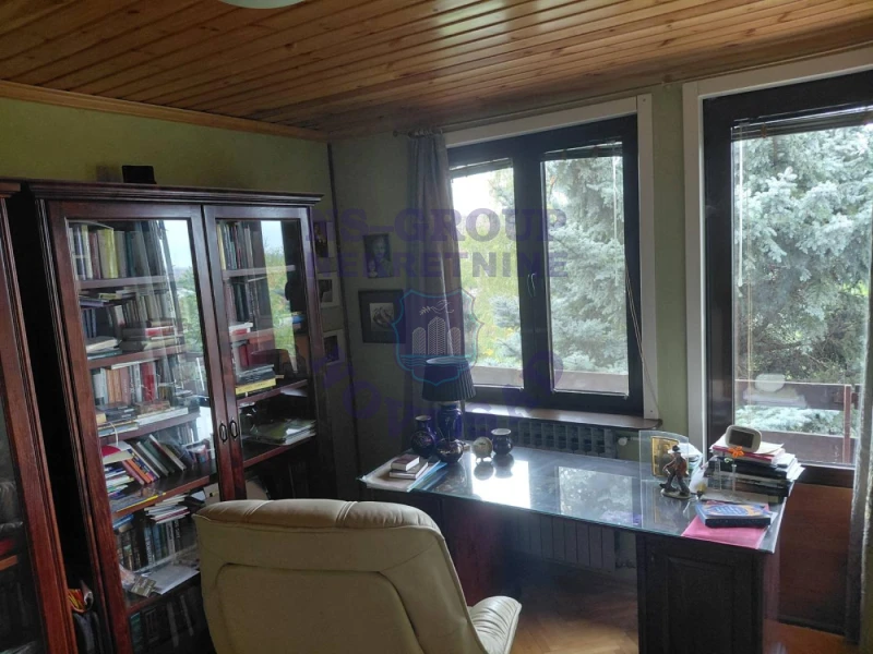 Kuća na prodaju Ledinci 322m2, 579787