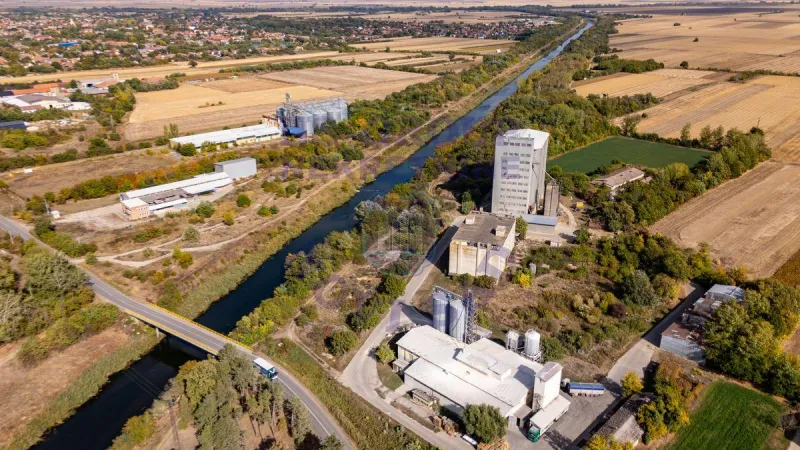 Kuća za izdavanje Bački Petrovac 1524m2, 578751