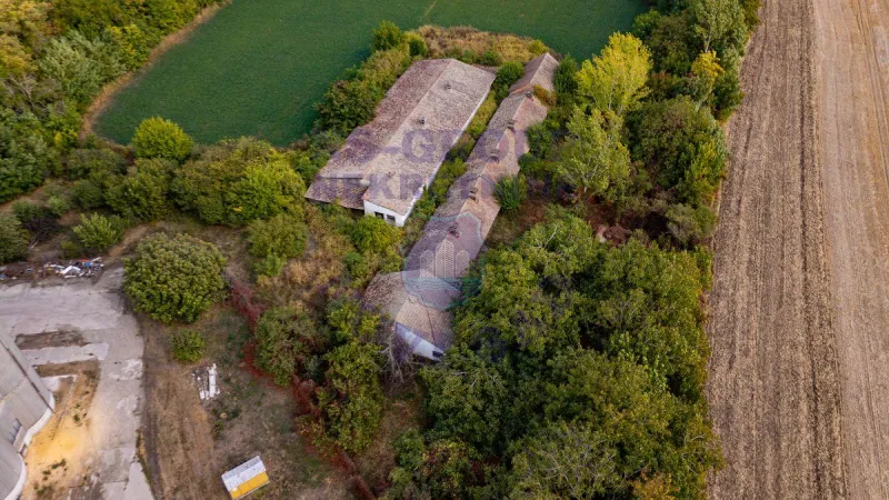 Kuća za izdavanje Bački Petrovac 1524m2, 578751