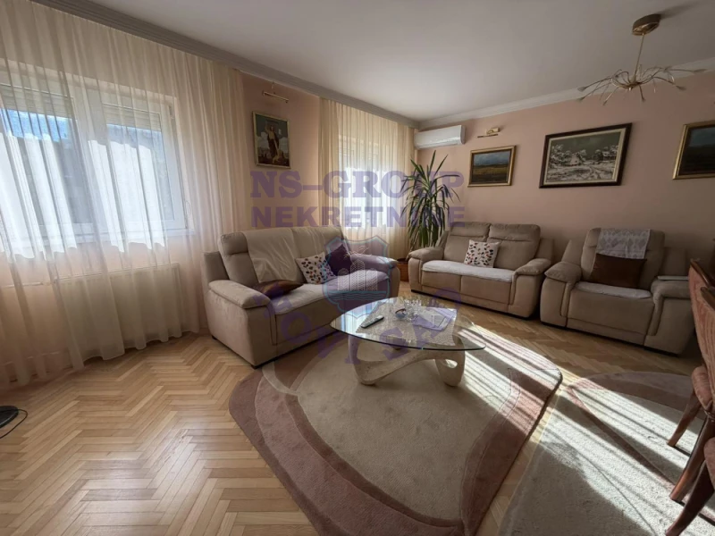 stan na prodaju Novi Sad, 108m2 579819