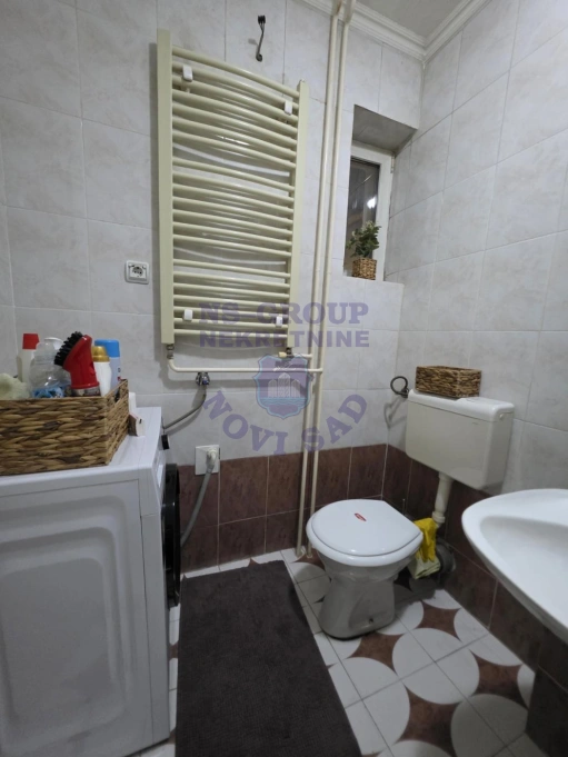 Stan na prodaju Novi Sad 50m2, 579885