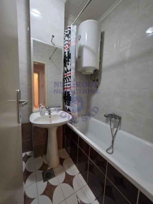 Stan na prodaju Novi Sad 50m2, 579885