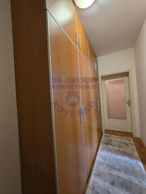 Stan na prodaju Novi Sad 50m2, 579885