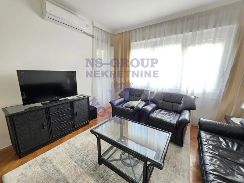 Stan na prodaju Novi Sad 50m2, 579885