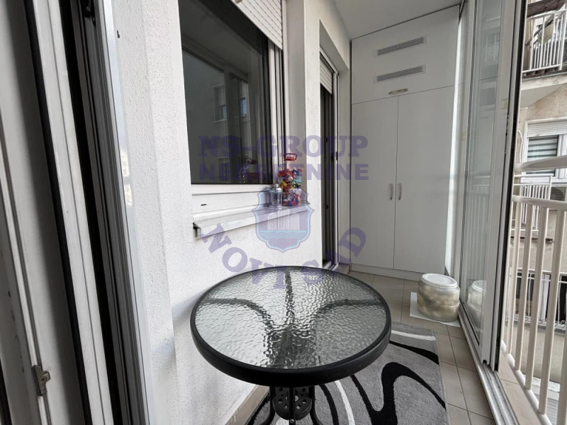 Stan na prodaju Novi Sad 40m2, 579853