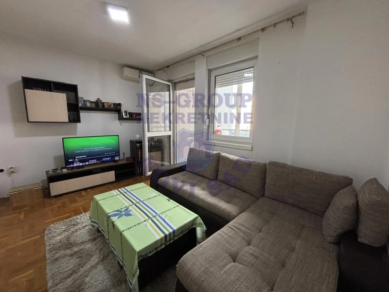stan na prodaju Novi Sad, 40m2 579853