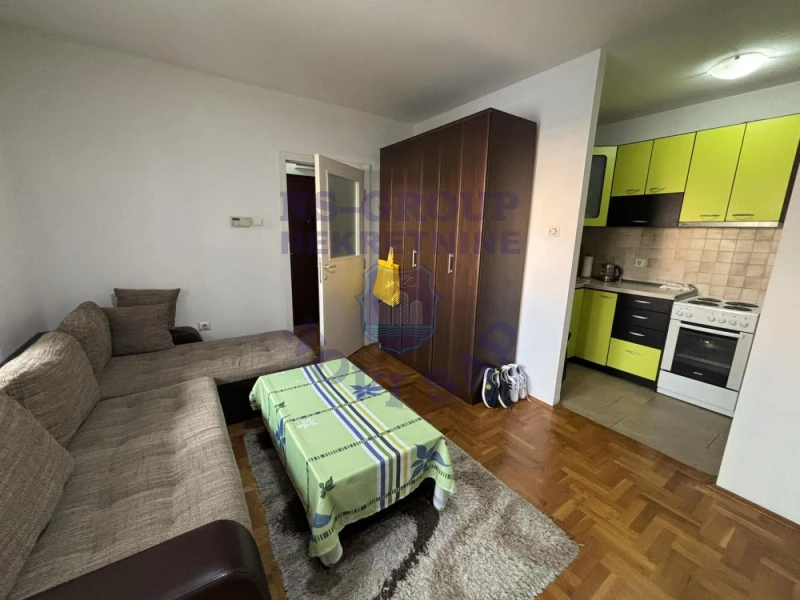 Stan na prodaju Novi Sad 40m2, 579853