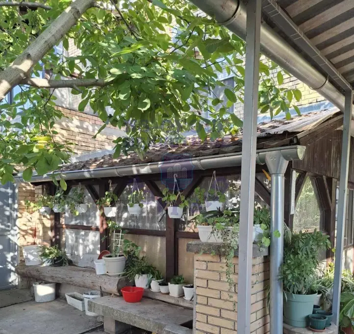 kuca na prodaju Žabalj 250m2 579898