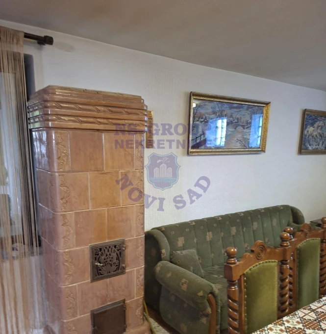 kuca na prodaju Žabalj 250m2 579898