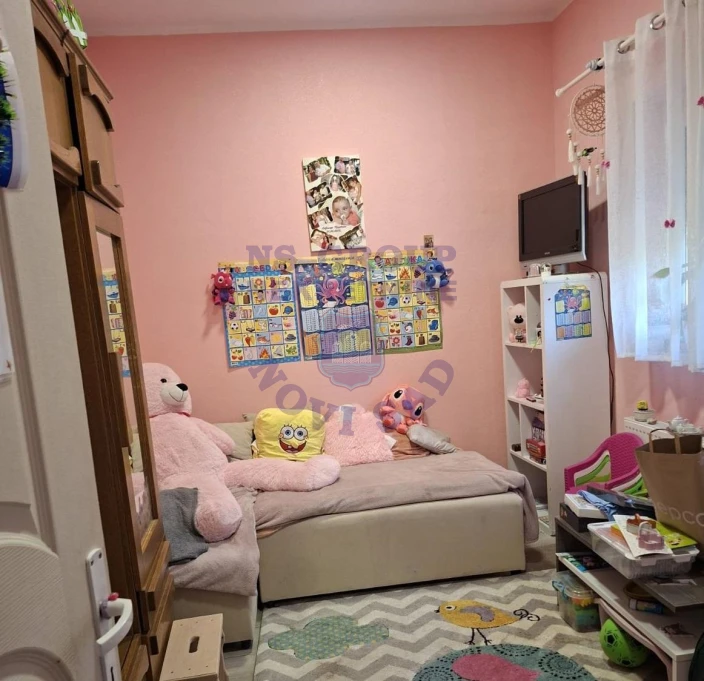 kuca na prodaju Žabalj 250m2 579898