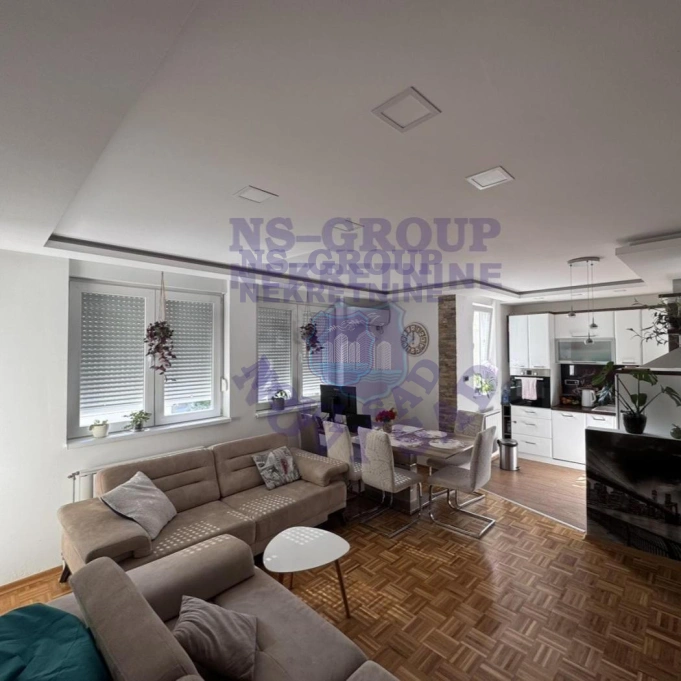 Stan za izdavanje Novi Sad 74m2, 17718