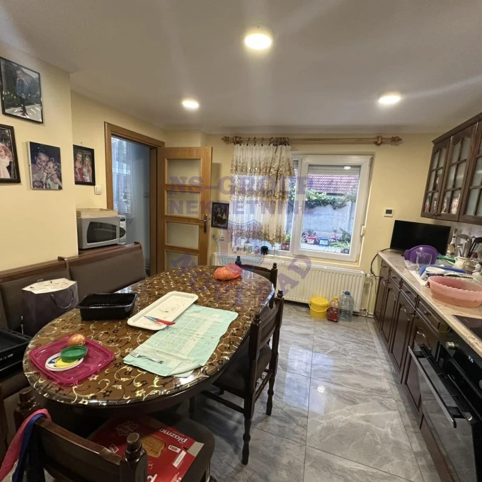 Kuća na prodaju Bački Petrovac 120m2, 579785