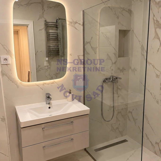Stan za izdavanje Novi Sad 64m2, 17714