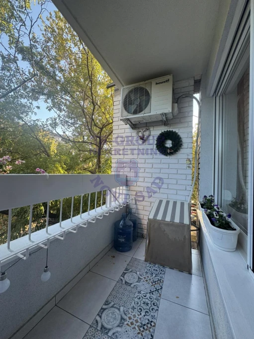 Stan na prodaju Novi Sad 72m2, 580035