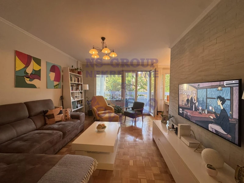 stan na prodaju Novi Sad, 72m2 580035