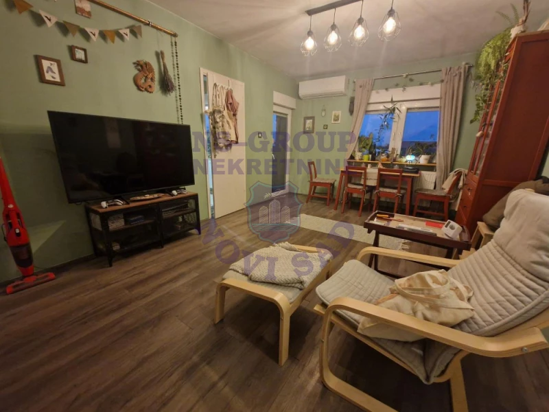 stan na prodaju Novi Sad, 71m2 580052