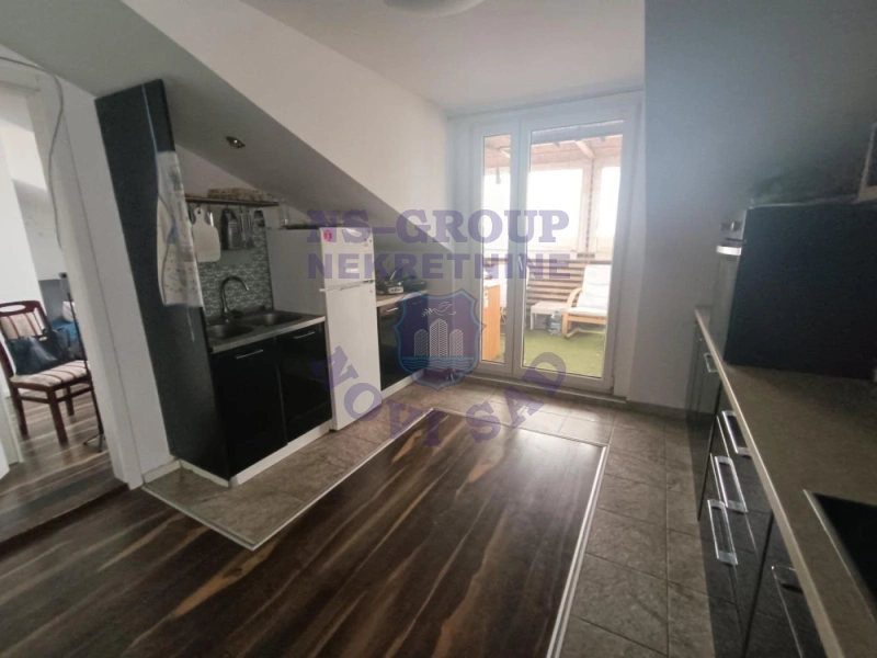 stan na prodaju Novi Sad 81m2 580074