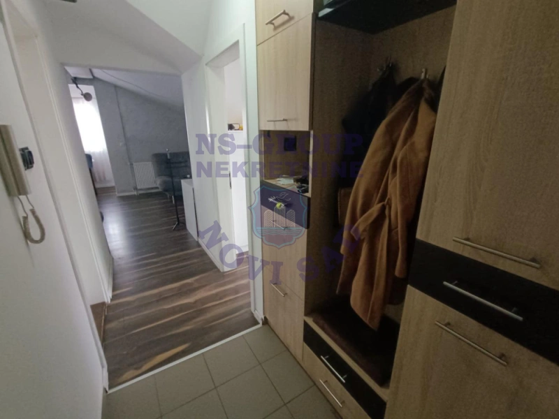 stan na prodaju Novi Sad 81m2 580074