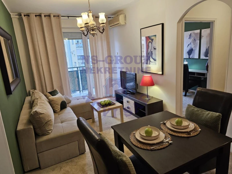 Stan na prodaju Novi Sad 50m2, 580173