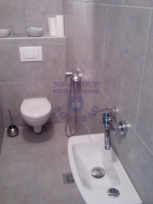 Lokal za izdavanje Novi Sad 41m2, 17717