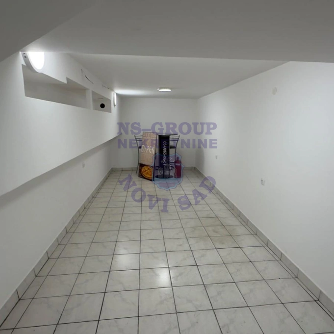 Lokal na prodaju Novi Sad 42m2, 17666