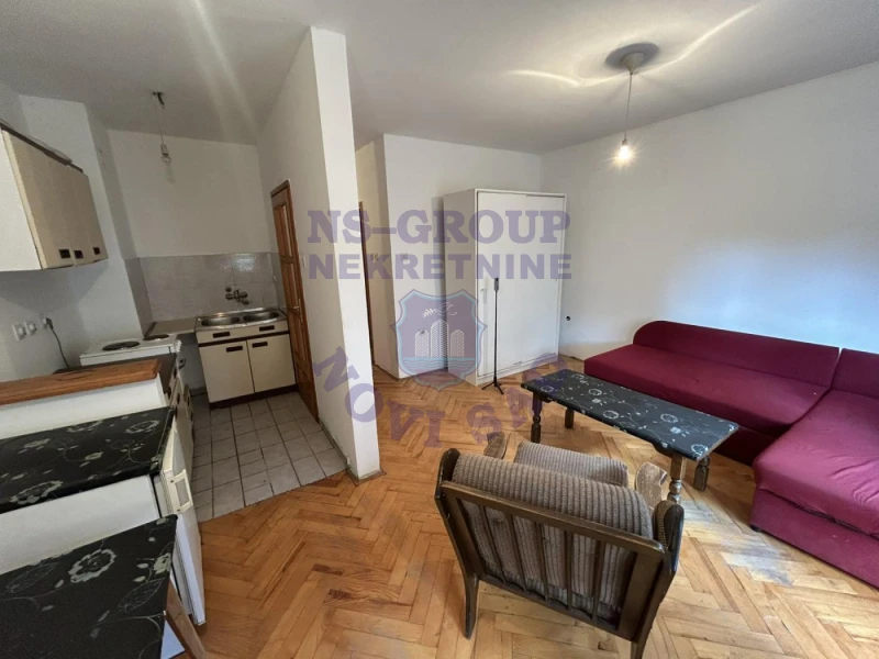 Stan na prodaju Novi Sad 32m2, 580240