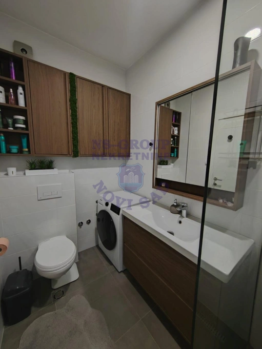 stan na prodaju Novi Sad 57m2 580159