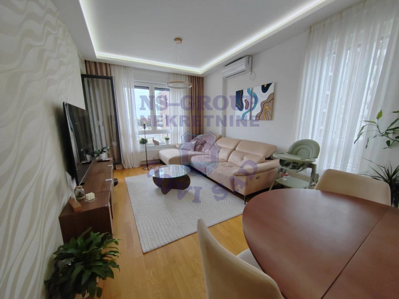 stan na prodaju Novi Sad 57m2 580159