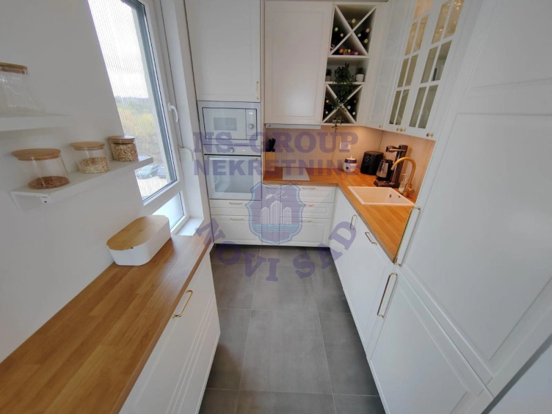 stan na prodaju Novi Sad 57m2 580159