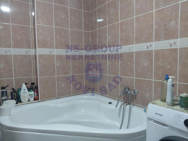 Stan na prodaju Šajkaš 84m2, 580096