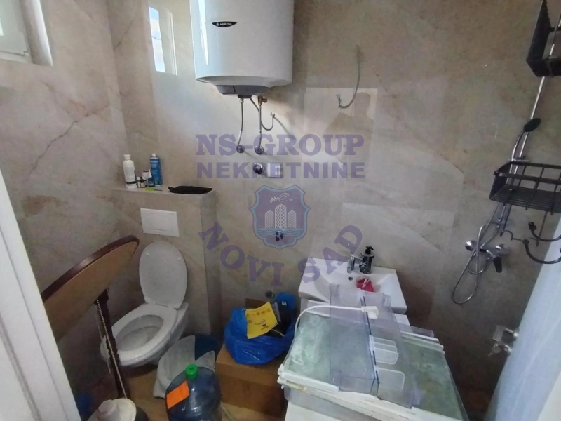 Stan na prodaju Veternik 13m2, 577726