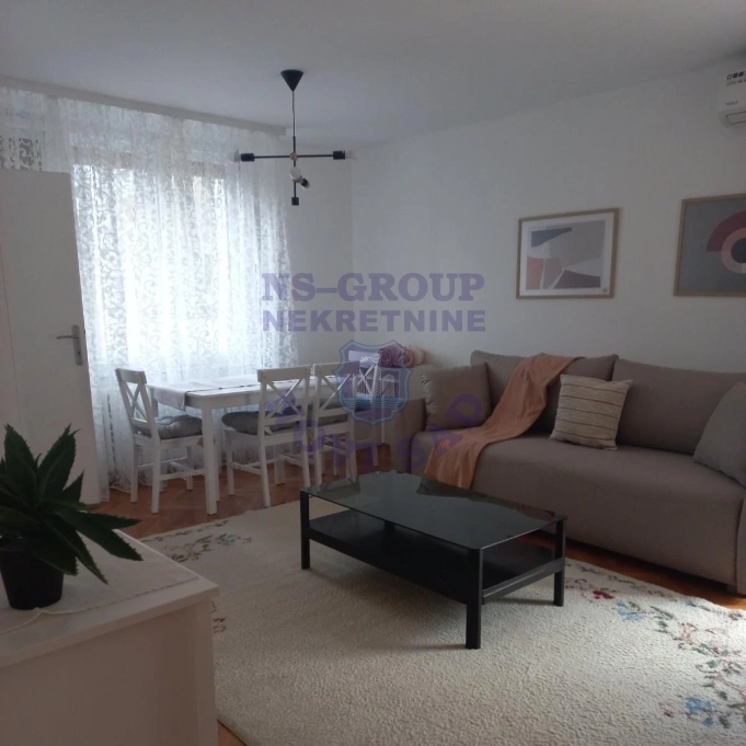 stan za izdavanje Novi Sad, 50m2 17735