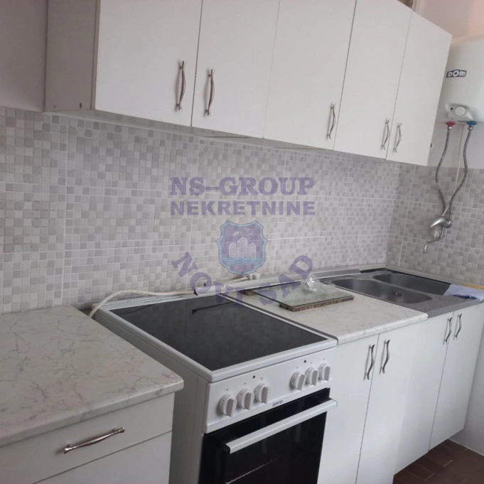 Stan za izdavanje Novi Sad 50m2, 17735