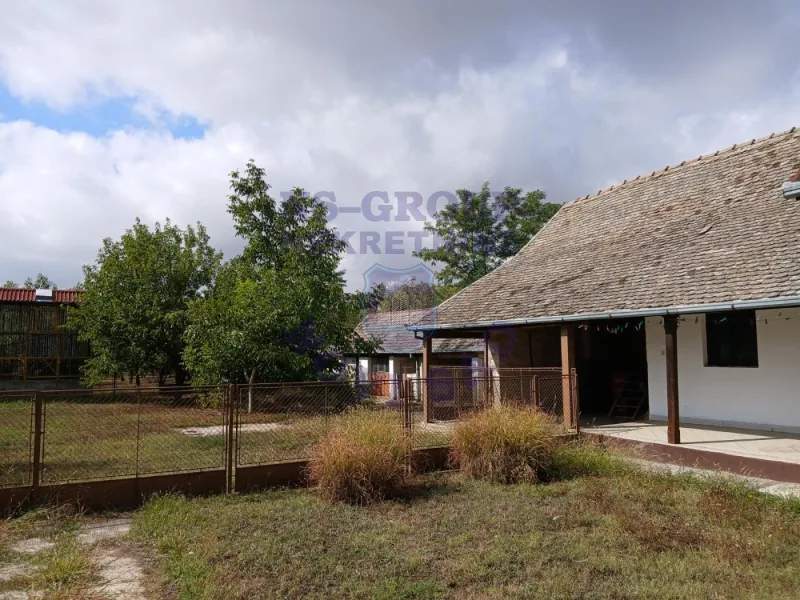 Kuća na prodaju Ravno Selo 210m2, 580217