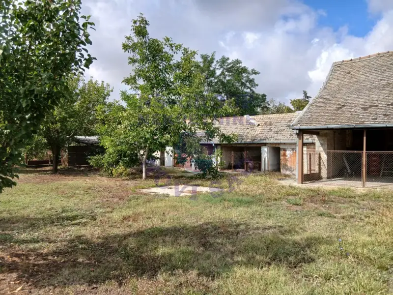 Kuća na prodaju Ravno Selo 210m2, 580217