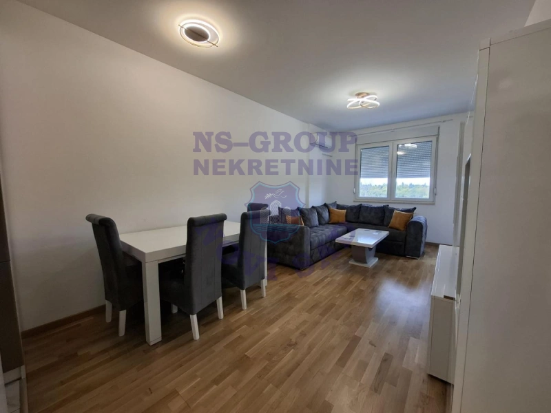 stan na prodaju Novi Sad, 59m2 580186