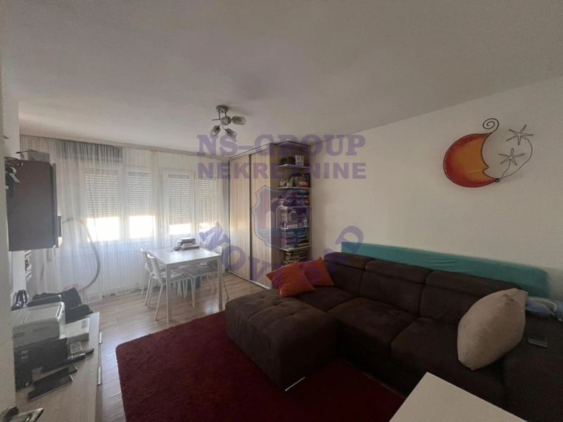 stan na prodaju Novi Sad, 40m2 580338