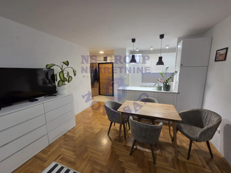 Stan na prodaju Novi Sad 54m2, 580311