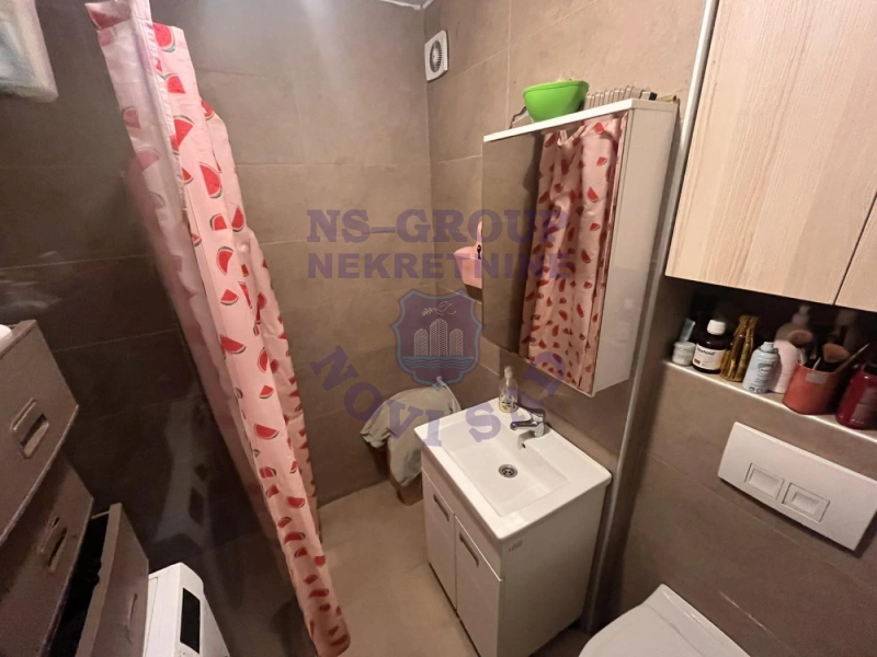 Stan na prodaju Novi Sad 40m2, 580338