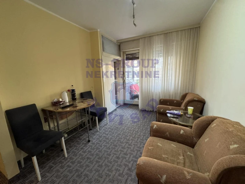 stan na prodaju Novi Sad, 65m2 580378