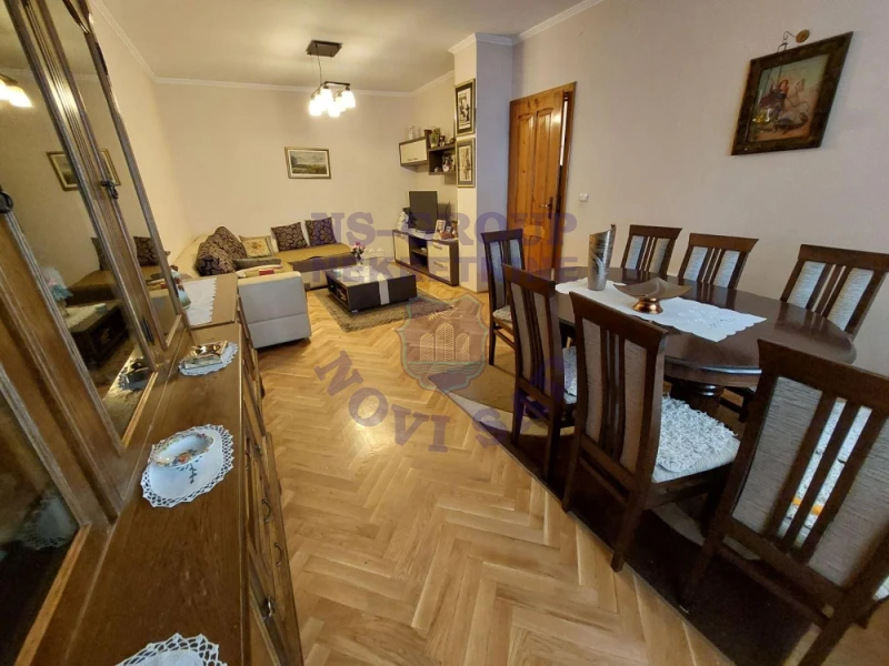 Kuća na prodaju Novi Sad 346m2, 579749