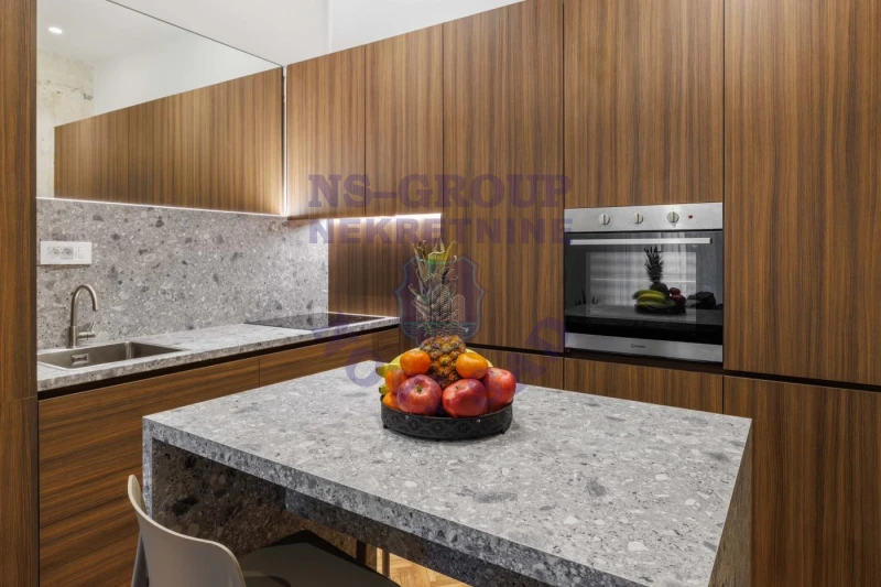 Stan na prodaju Novi Sad 130m2, 580382