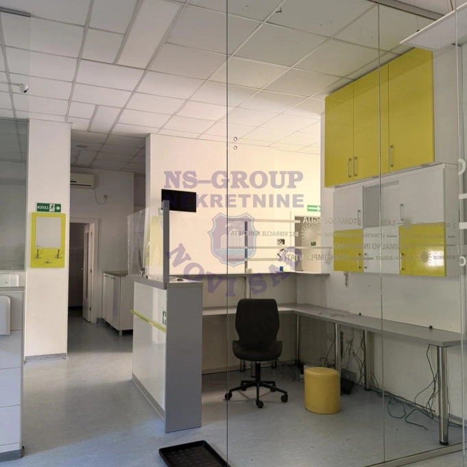 Lokal za izdavanje Novi Sad 150m2, 17712