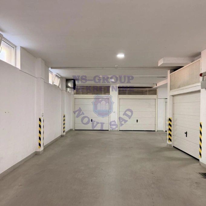 Lokal za izdavanje Novi Sad 150m2, 17712