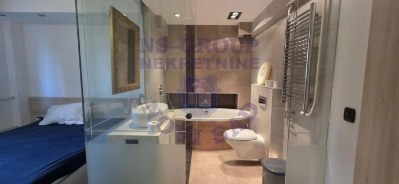 Stan na prodaju Novi Sad 80m2, 580334