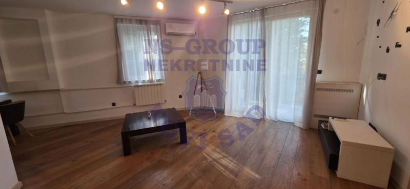 Stan na prodaju Novi Sad 80m2, 580334